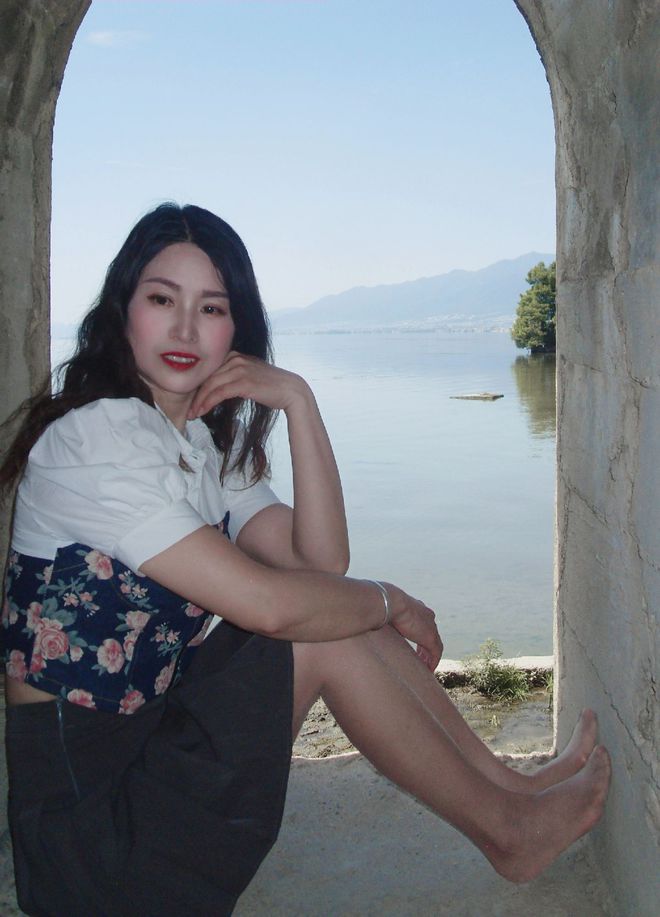 最新三十熟女的内心平静之旅